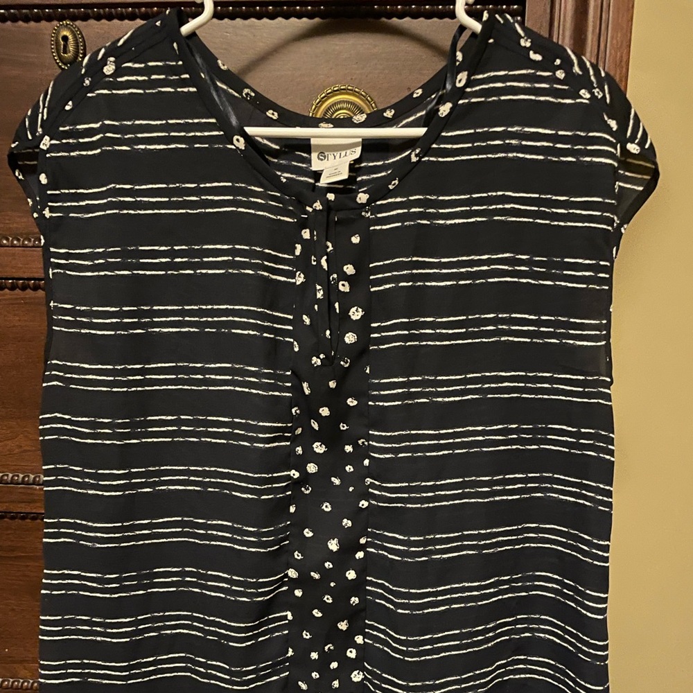 Woman’s dress shirt